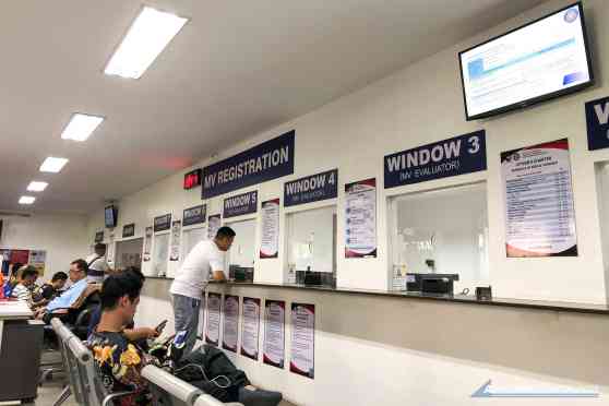 LTO: Penalties waived for late MV registration, driver's license renewal image