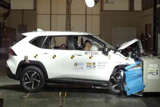 Toyota Yaris Cross gets five-star safety rating from ASEAN NCAP image