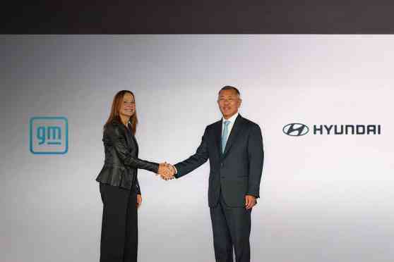 GM, Hyundai announce collaboration to build five new vehicles image