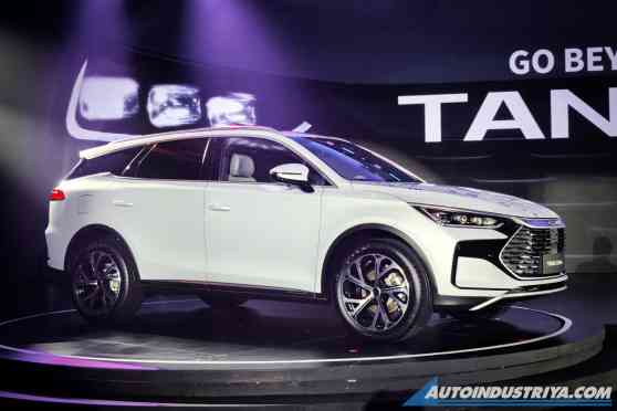 BYD Tang DM-i can do more than 1,190 km in one tank, full charge image