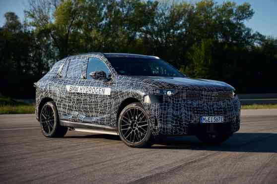 All-new BMW X5 to be available with hydrogen fuel cell co-developed with Toyota image