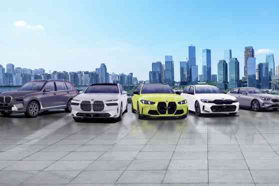 Get up to PHP 2.9M in discounts when you buy a brand new BMW image