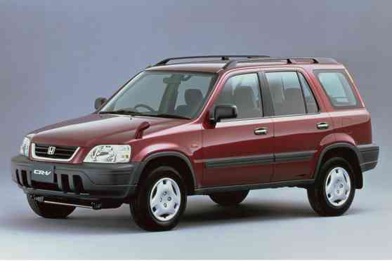 Honda celebrates 30th birthday of the CR-V image
