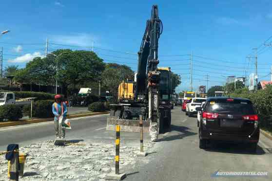 DPWH Sec. Dizon: Road reblocking activities suspended indefinitely image