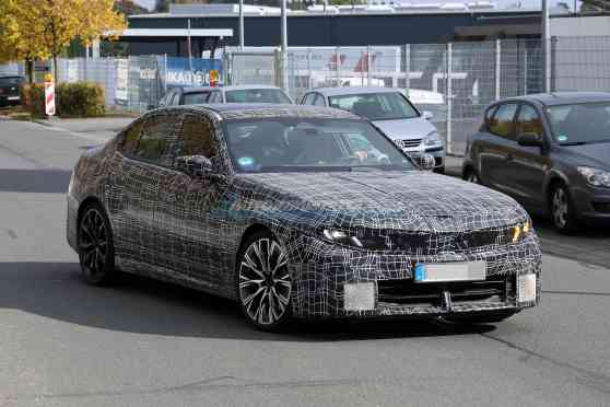 SPIED: All-new BMW M350 to replace outgoing M340i? image