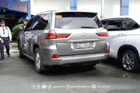 Wang-wang Serye: Driver gets perpetual disqualification, SUV impounded image
