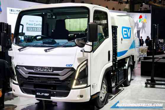 Isuzu Elf EV Garbage Truck is proof dirty jobs can be done clean image