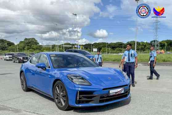 Ferrari, Porsche, among luxury cars impounded by LTO during Undas image