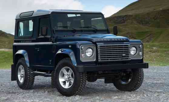 Land Rover updates the iconic Defender image