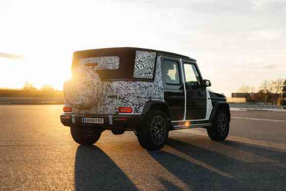 Comeback: Mercedes-Benz teases all-new G-Class Cabriolet image