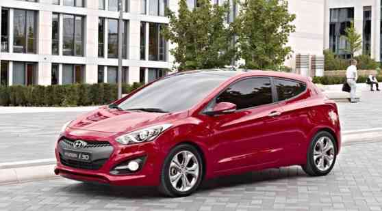 New generation i30 to Debut at the 2012 Paris Motor Show image