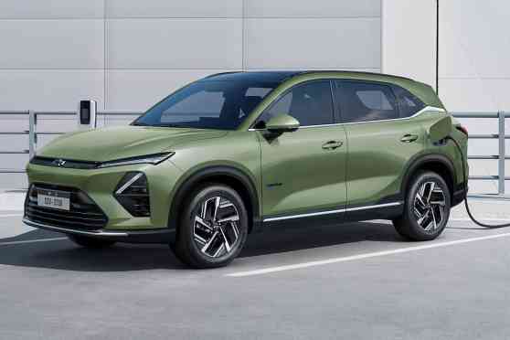 Besides EV, Chevrolet Captiva PHEV has been recognized by the DOE image