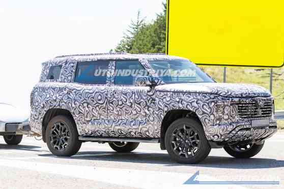 Report: All-new Mitsubishi Pajero will not be based on Y63 Nissan Patrol image