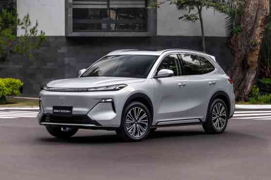 Here are more specs of Geely EX5 PHEV for PH image