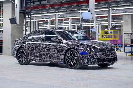 LOOK: Here's your first look at all-new BMW 3 Series...EV image