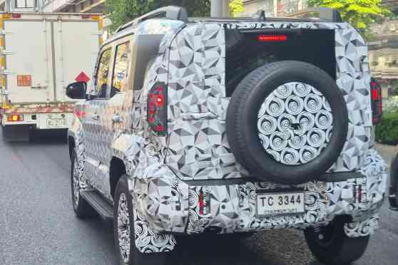 LOOK: Toyota Land Cruiser FJ spotted in Thailand, coming to PH soon? image