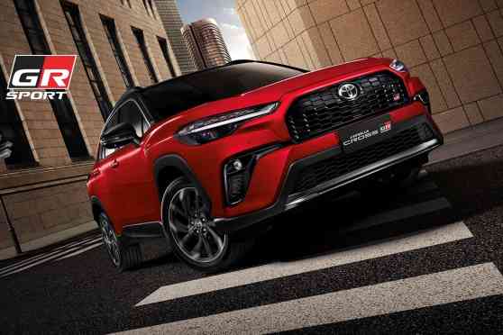 Spot the changes on 2026 Toyota Corolla Cross GR Sport image