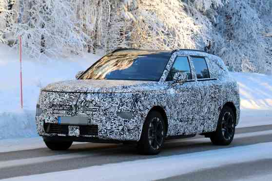 SPIED: Next-gen Hyundai Tucson spotted with less camo image