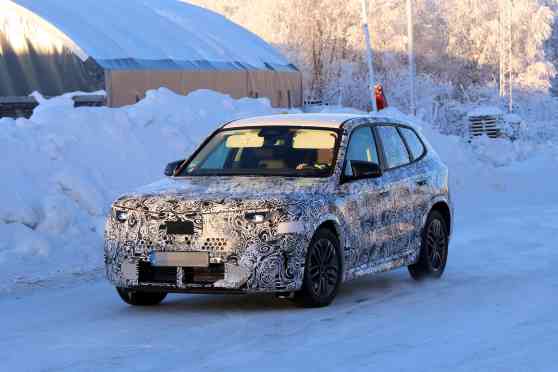 SPIED: BMW X1 spotted with &ldquo;Neue Klasse&rdquo; redesign image