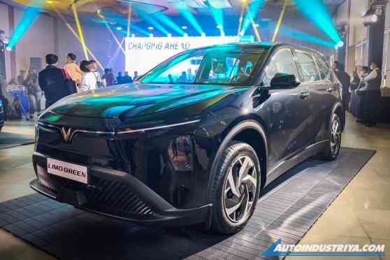 VinFast Limo Green MPV begins at PHP 1.099M (with battery subscription) image
