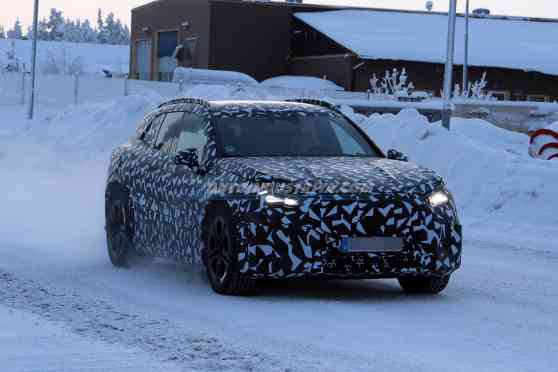 SPIED: Watch out Cayenne EV, Mercedes-AMG's 1000 HP EV SUV is coming image