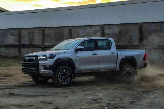 Toyota PH announces sales promo for February image