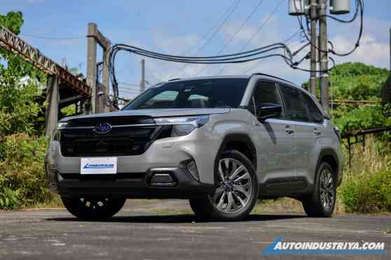 2026 Subaru Forester e-Boxer Hybrid 2.5L CVT image