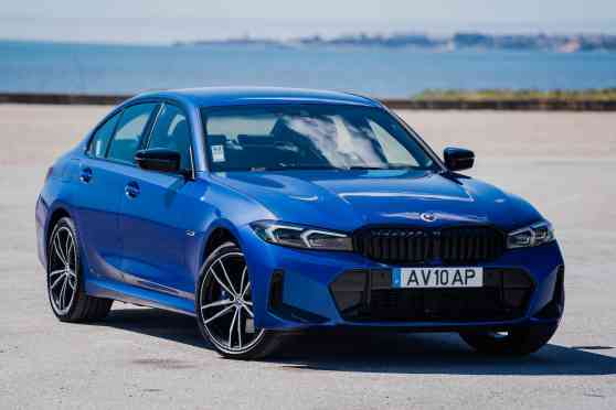 BMW 3 Series, 5 Series to get PHEV versions in PH image