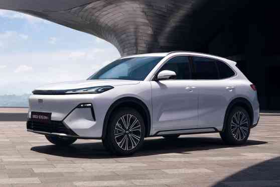 Geely announces pre-orders, sales promo for 2026 EX5 PHEV image