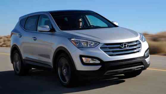 Hyundai Santa Fe specifications and prices image