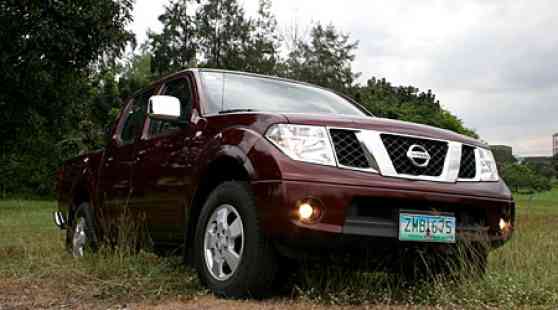 2008 Nissan Frontier Navara 4x2 image