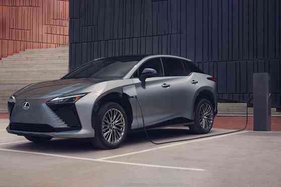 Lexus PH highlights EV charging hubs, further expansion underway image