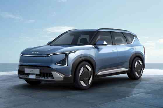 Kia EV5 set to make its PH debut at 2026 MIAS image