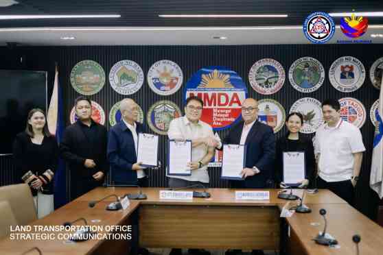 LTO, MMDA sign MOA to link systems for traffic enforcement image