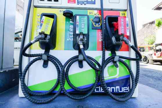 Malacanang: President has no power to suspend VAT on fuels image