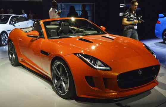 Los Angeles 2012: Jaguar XFR-S holds global debut in LA image