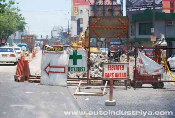 MMDA suspends road works for Christmas season image