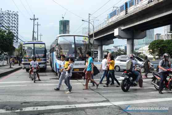MMDA implements new Bus Management and Dispatch System to regulate buses on EDSA image
