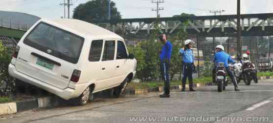 MMDA starts early motorist assistance operations for the Holy Week image