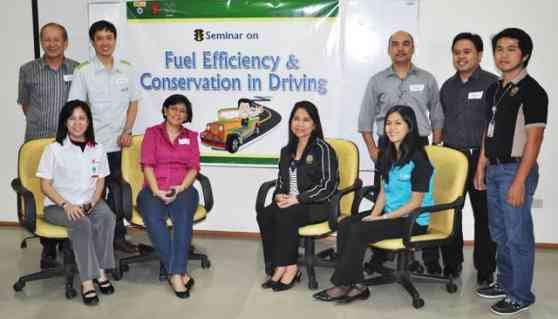 Honda supports eco-driving seminars for public-utility vehicle drivers image