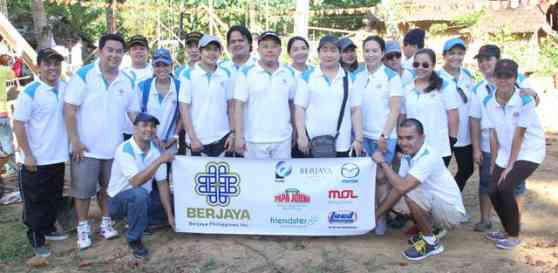 Mazda Philippines and Berjaya Group helps build homes for Gawad Kalinga image