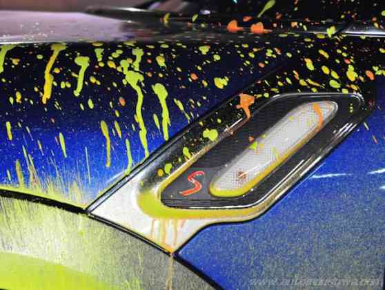 MINI Philippines introduces new colors for the Paceman image