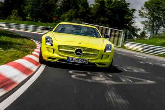 Mercedes-Benz SLS AMG Coupe Electric Drive sets Nordschleife EV lap record image
