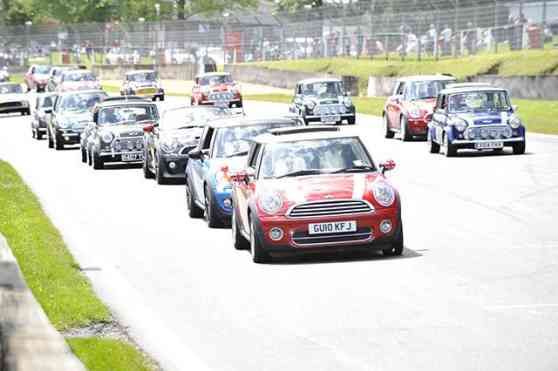 MINI Cooper S to celebrate 50 years at Brands Hatch image