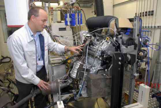 Toyota, Ford end hybrid development deal image