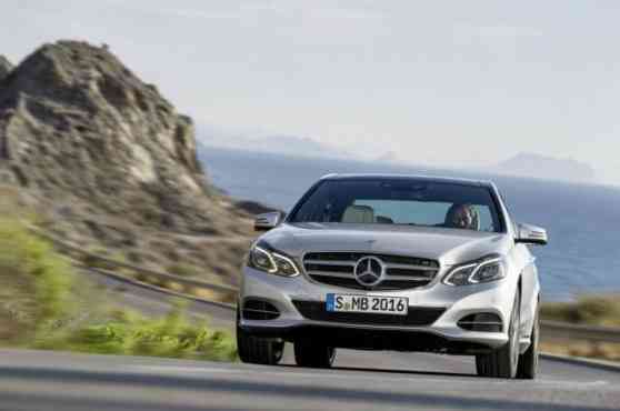 Mercedes-Benz 9-speed automatic transmission makes debut image