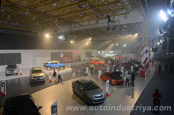 2013 World of Toyota Motor Show image