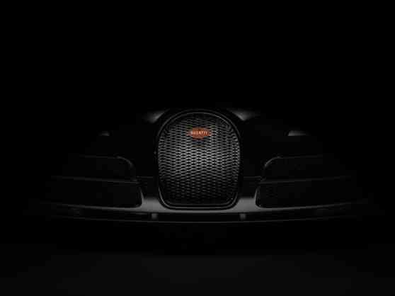 Frankfurt 2013 Preview: Bugatti releases new Veyron  tribute teaser image