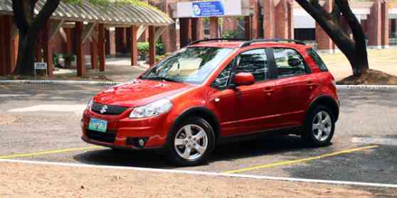 2010 Suzuki SX4 Crossover image