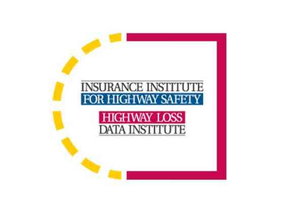 IIHS releases first ratings under new front crash test image
